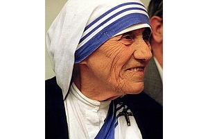 Mother Teresa Speaks in Toledo Photo
